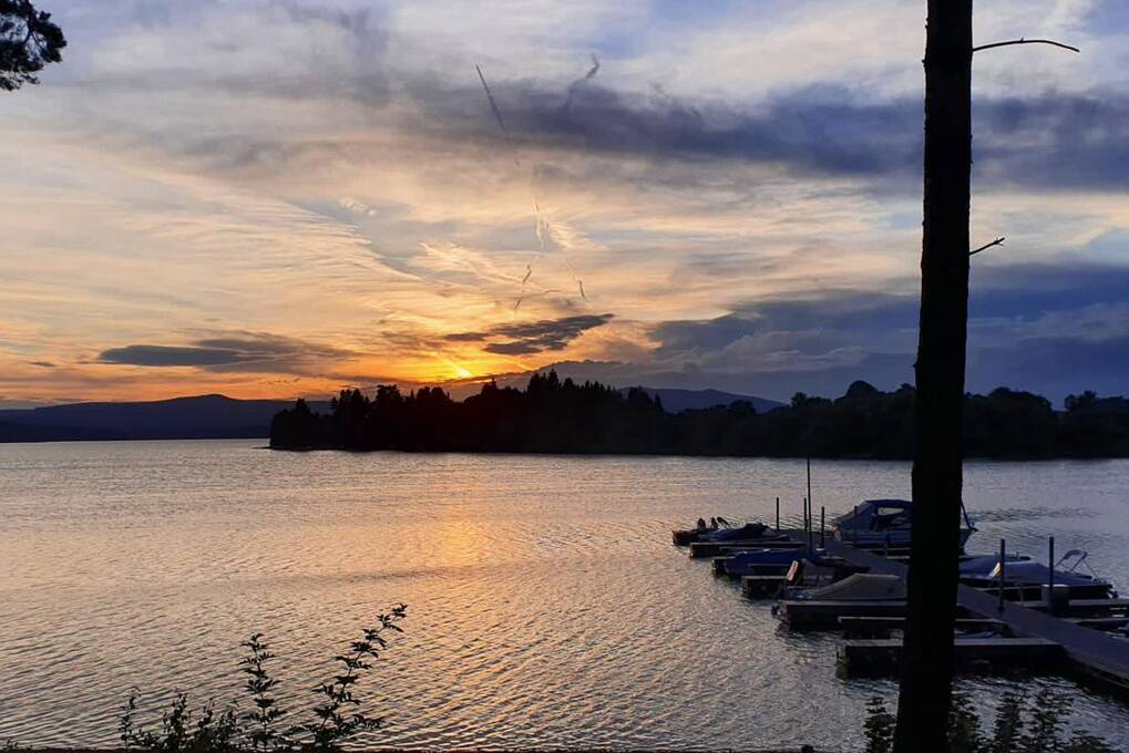 Překrásný výhled na západ slunce nad Lipenskou přehradou - Lipno Club