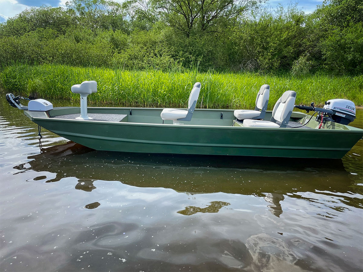 Lipno lake boat rentals Excursion, Fishing boat, Pedal kayaks