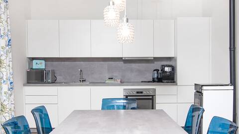 Fully equipped kitchenette in the Filip holiday home with oven and stovetop
